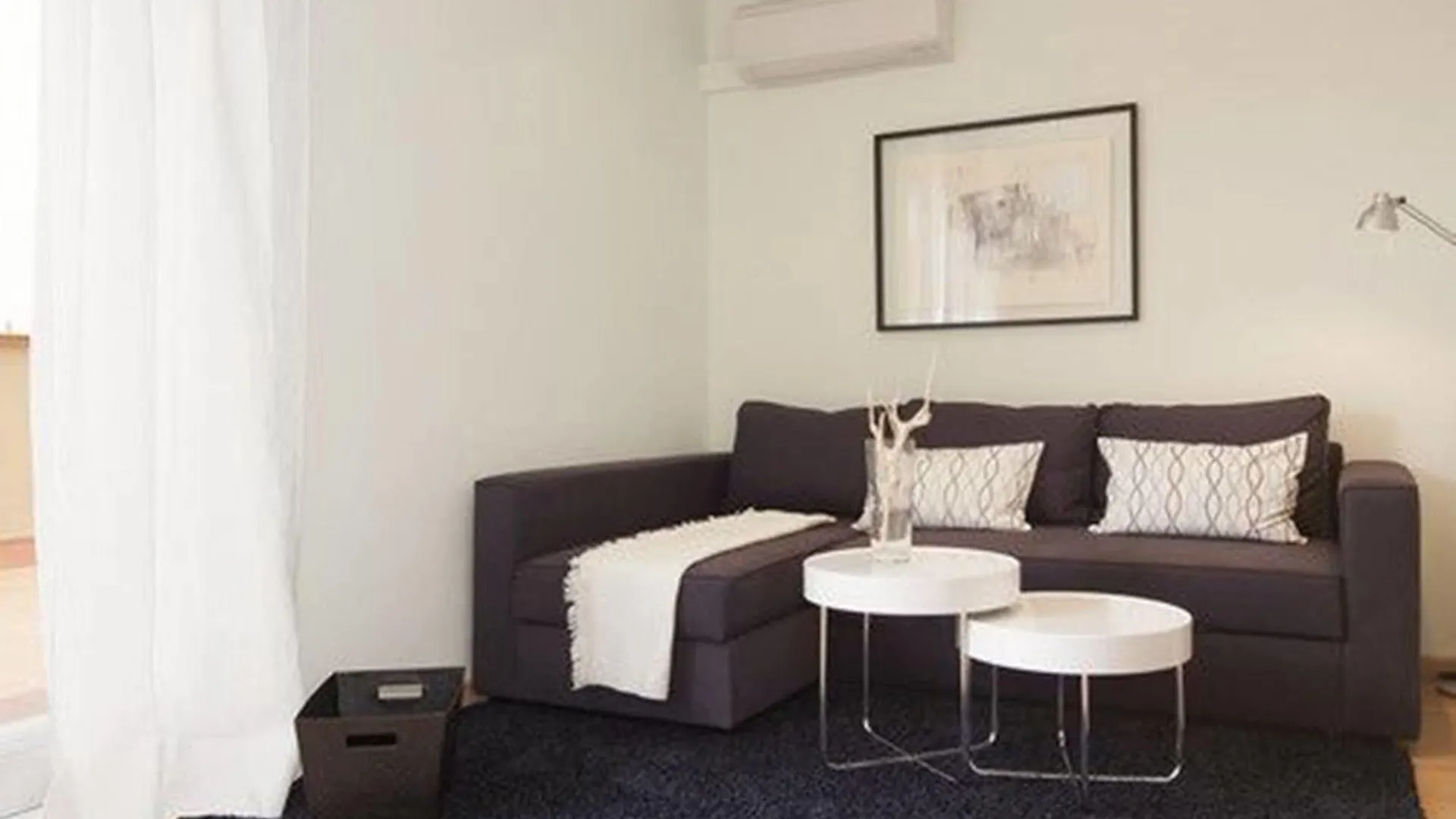 Rent Top Apartments Near Plaza De Catalunya 바르셀로나