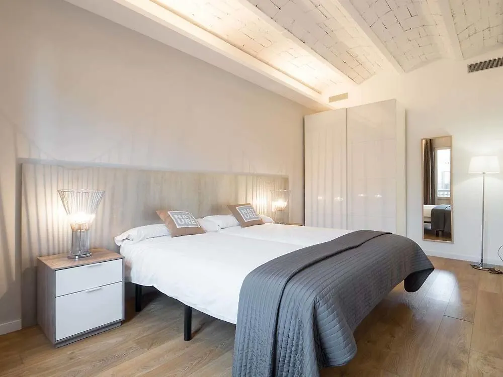 Rent Top Apartments near Plaza de Cataluña Barcelona 0*,