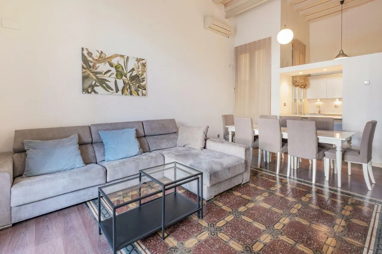 Rent Top Apartments near Plaza de Cataluña Barcelona